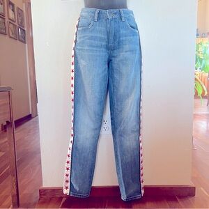 Scotch and soda, patriotic women’s jean